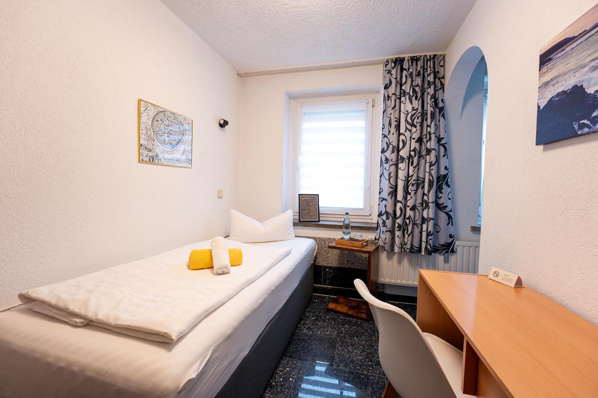 Pension Krone Freiberg Buitenkant foto