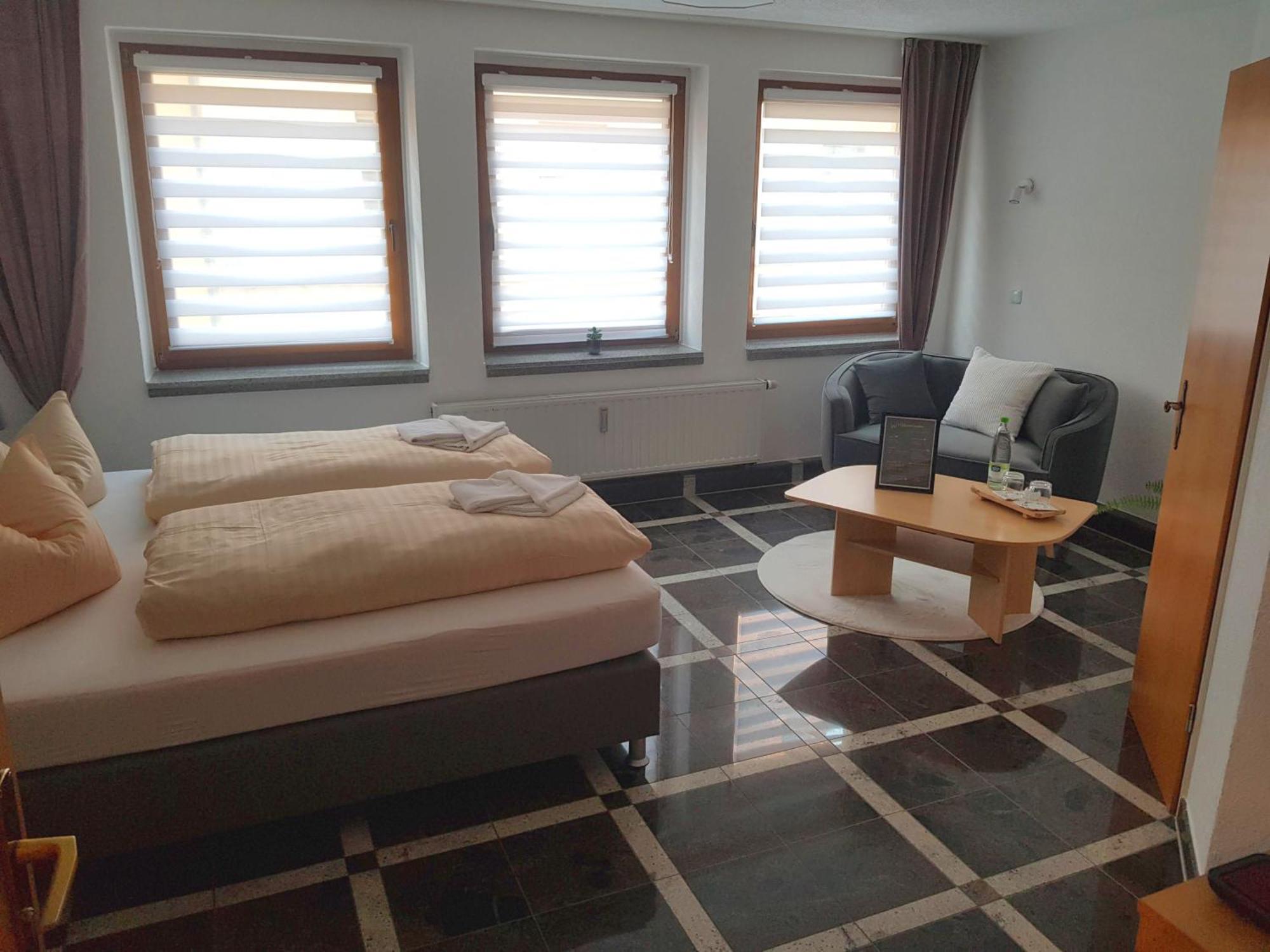 Pension Krone Freiberg Buitenkant foto