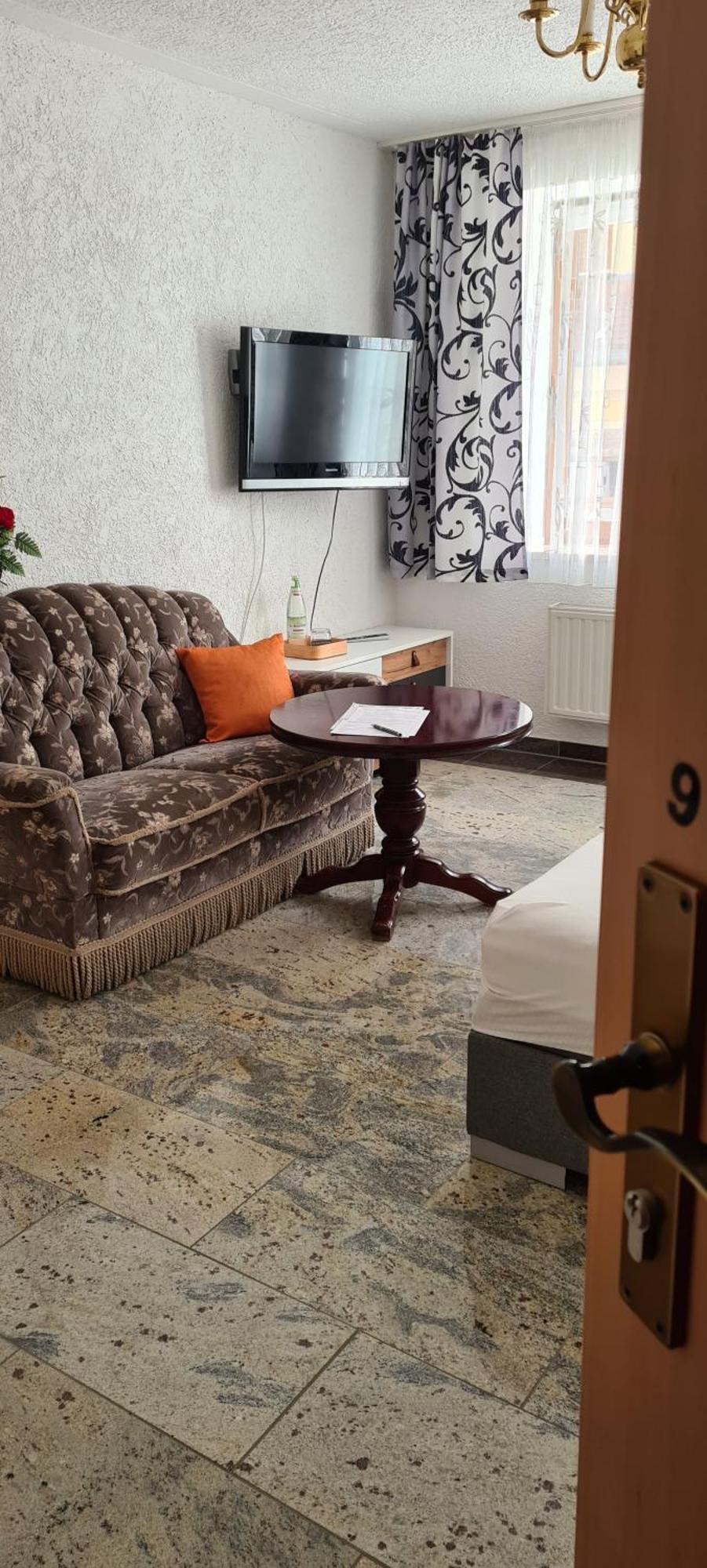 Pension Krone Freiberg Buitenkant foto
