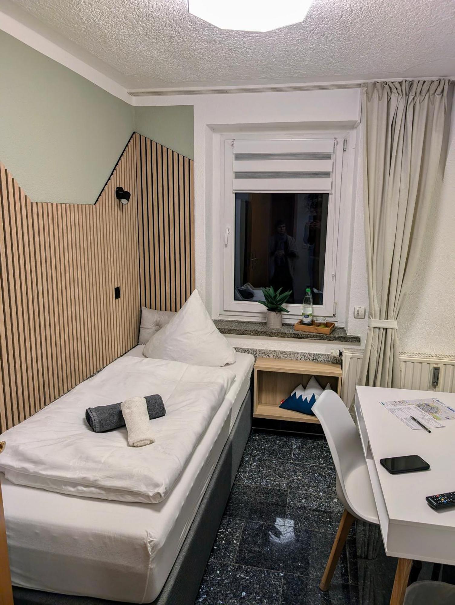 Pension Krone Freiberg Buitenkant foto